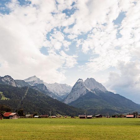 Haus Mit Wunderschoenem Ausblick Und Garten Garmisch-Partenkirchen Exteriér fotografie
