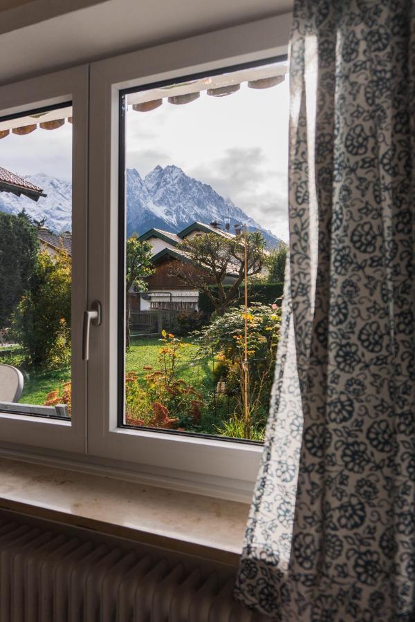Haus Mit Wunderschoenem Ausblick Und Garten Garmisch-Partenkirchen Exteriér fotografie