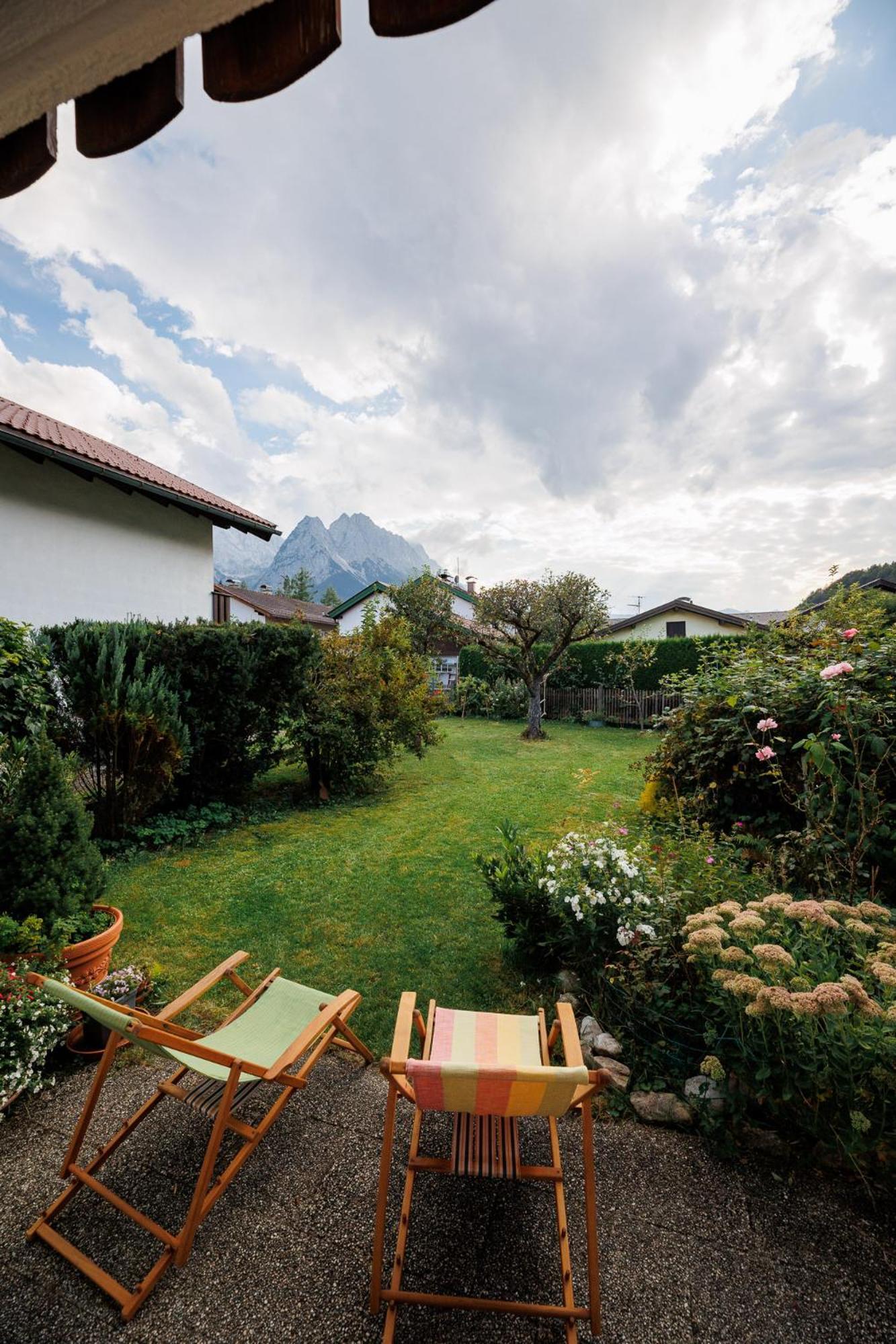 Haus Mit Wunderschoenem Ausblick Und Garten Garmisch-Partenkirchen Exteriér fotografie